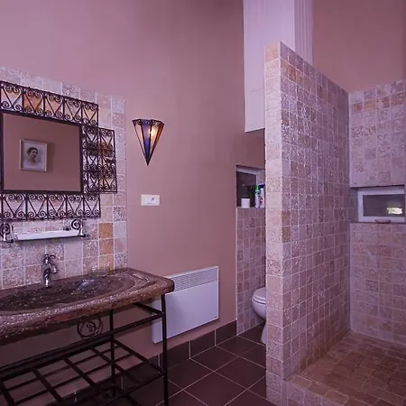 Bed & Breakfast Chateau D'agel D'hotes 5*