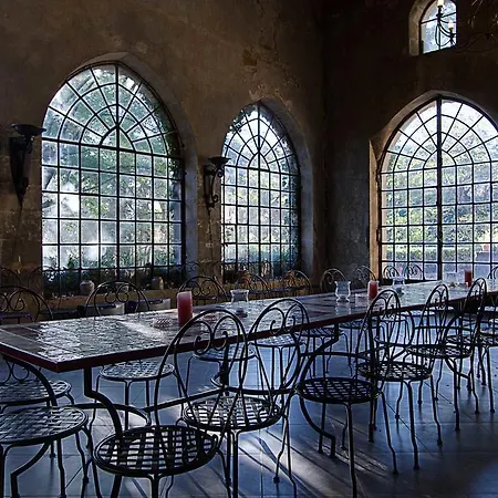 Chateau D'agel D'hotes Bed & Breakfast 5*